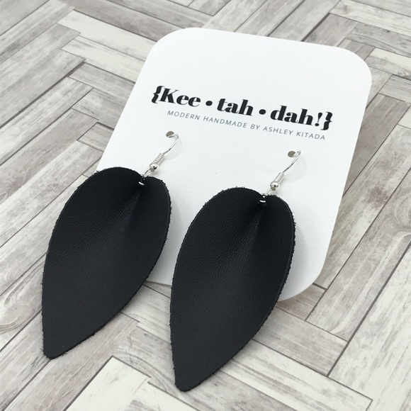 Black Leather Earrings Folded Leaf - Picture 3 of 3